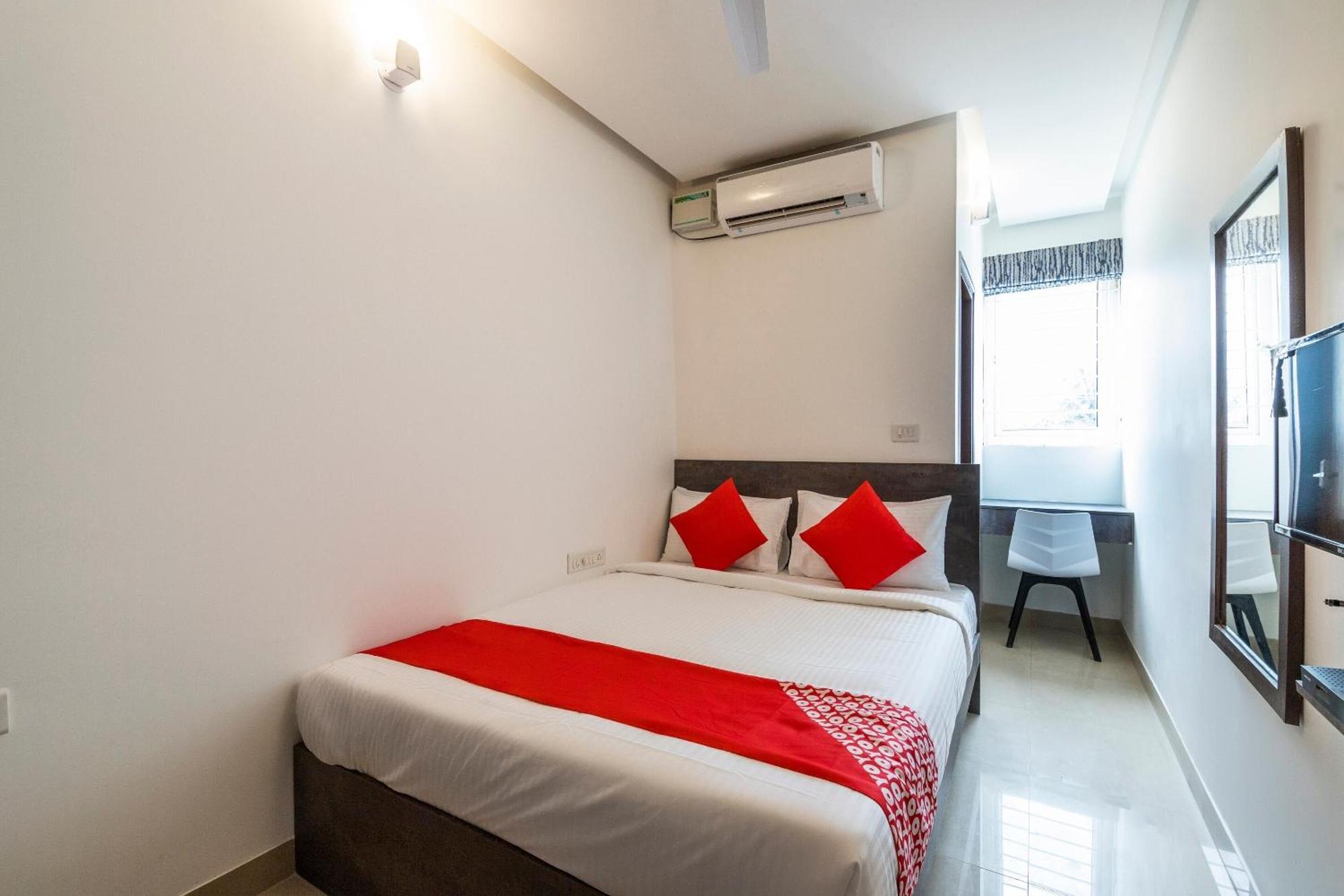 Hotel Super Townhouse Hebbal Bangalore Exterior foto
